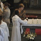 Profession de Foi et premières communions à Trazegnies - 090